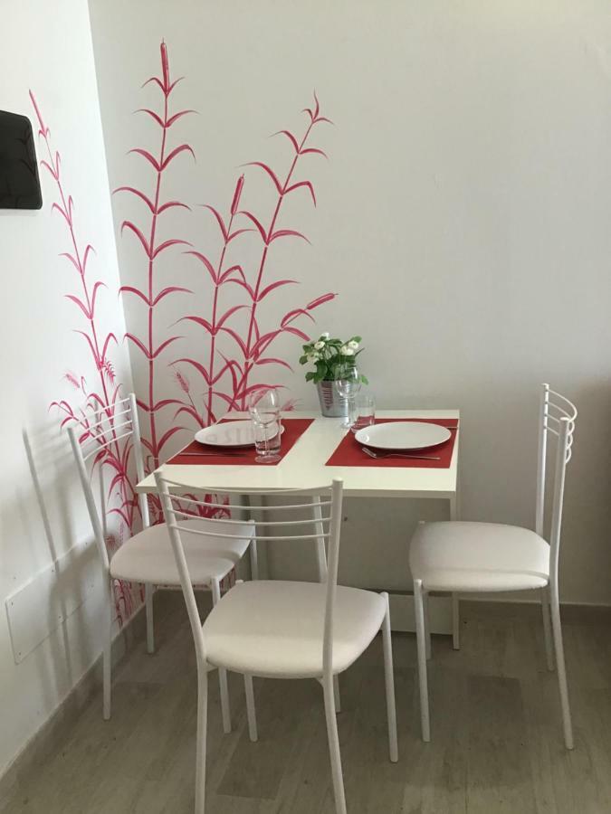 Appartamento Rubino - Lovely Little Flat 3 Minutes From Golf Club 5 Minutes From Lake Soiano Del Lago Luaran gambar