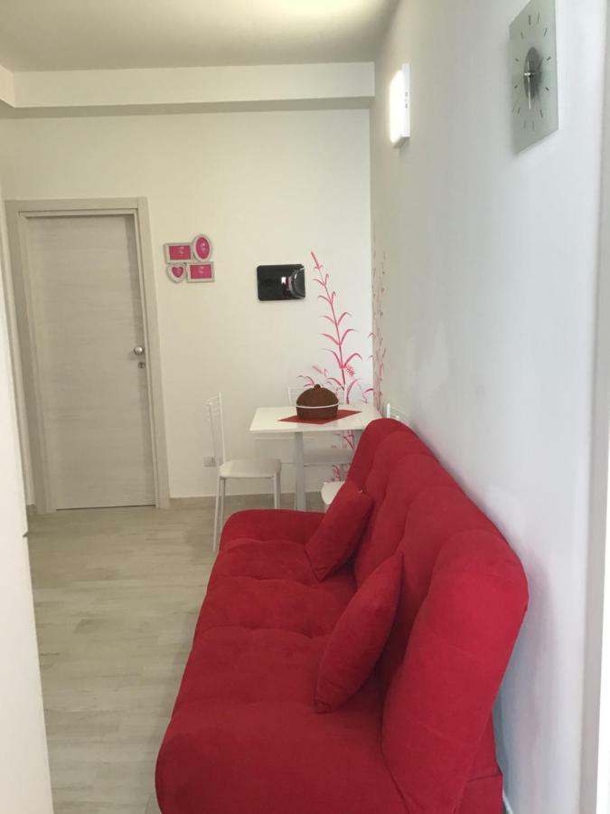 Appartamento Rubino - Lovely Little Flat 3 Minutes From Golf Club 5 Minutes From Lake Soiano Del Lago Luaran gambar