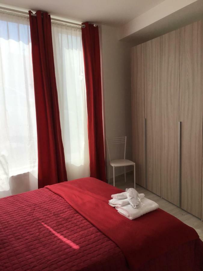 Appartamento Rubino - Lovely Little Flat 3 Minutes From Golf Club 5 Minutes From Lake Soiano Del Lago Luaran gambar